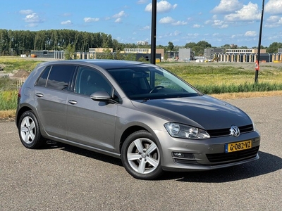 Volkswagen Golf 1.2 TSI Highline