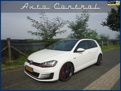 Volkswagen Golf 2.0 TSI GTI Performance DSG Panorama 2014