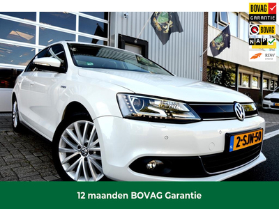 Volkswagen Jetta 1.4 TSI Hybrid Highline PDC/LMV17/NAVI/PANO