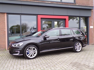 Volkswagen Passat Variant 1.4 TSI GTE Highline LED Ergo