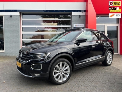 Volkswagen T-Roc 1.5 TSI Sport Virtual, Adaptive, Pano