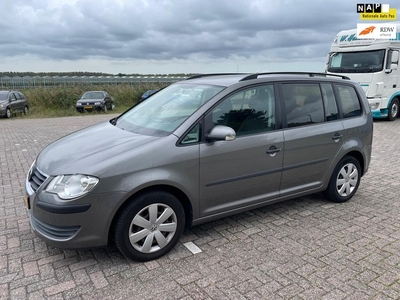 Volkswagen Touran 1.4 TSI Trendline AUT Business Clima