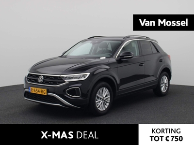 VOLKSWAGEN T-ROC 1.0 TSI Life 110 PK | Navigatie | Apple Carplay | Android Auto | Digital Cockpit Pro | Parkeersensoren | Camera | DAB | Park Assist | Adaptive Cruise Control | Fabrieksgarantie | Inklapbare Spiegels |