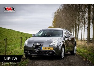 Alfa Romeo Giulietta 1.4 T Business Executive Leer Sport