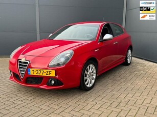 Alfa Romeo Giulietta 1.4 T Distinctive / Leer / Clima / Pdc