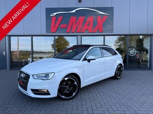 Audi A3 Sportback 1.4 TFSI S-Line Navi Panorama LED Stoelvw