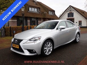 Lexus IS 300h 25th Edition 1e EIGENAAR / NL-AUTO (bj 2015)