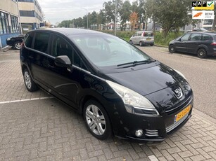 Peugeot 5008 1.6 VTi ST 7/ persoons uitvoering.