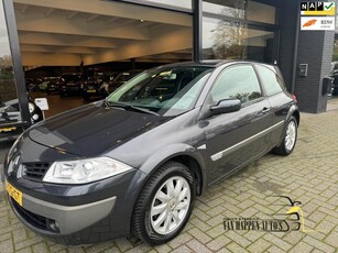 Renault Mégane 1.6-16V Dynamique Comfort