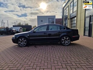 Volkswagen Passat 4.0 W8 4Motion / AUTOMAAT / LIMOUSINE /