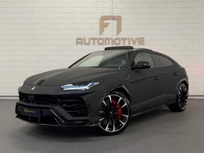 Lamborghini Urus 4.0 V8 Vol Carbon|Akra|B&O 3D|PANO|ADAS