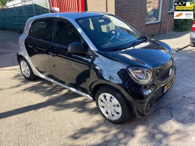 Smart Forfour 1.0 Pure AIRCO/ NAP/ APK/ USB/ Cool&Audio