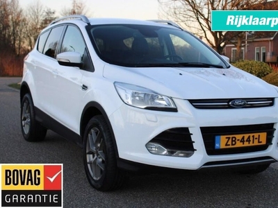 Ford Kuga Benzine