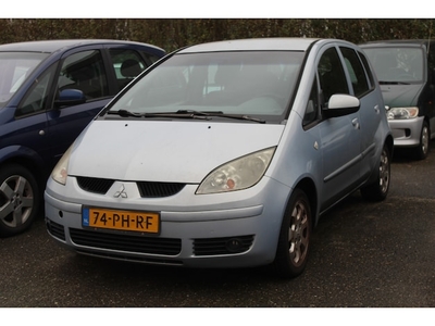 Mitsubishi Colt Benzine