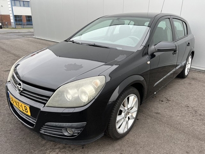 Opel Astra 1.8 Sport (bj 2004)