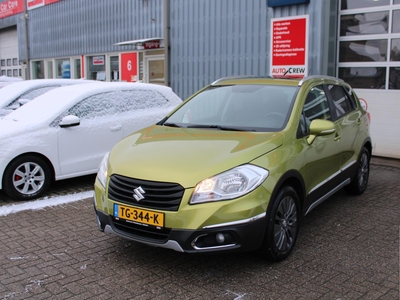 SUZUKI S-CROSS SX4 1.6 Exclusive Keyless/panorama/cruise/clima