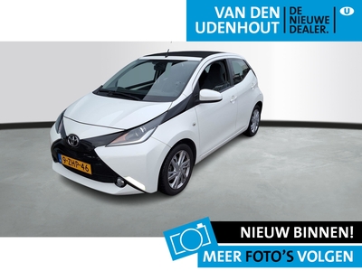 TOYOTA AYGO 1.0 VVT-i 70pk X-Wave / Vouwdak / Bluetooth / Airco