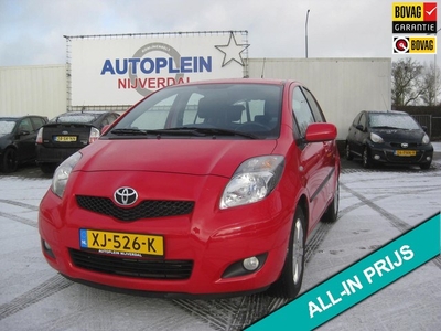 Toyota Yaris 1.3 VVTi Aspiration Nette Yaris met de pittige