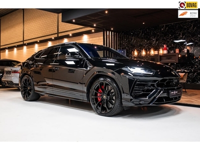 Lamborghini Urus Benzine