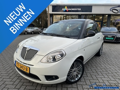 Lancia Ypsilon Benzine