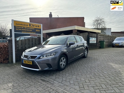 Lexus CT Benzine