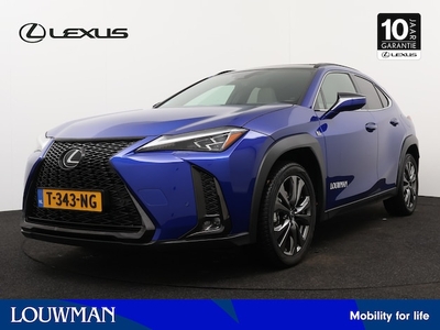 Lexus UX Benzine