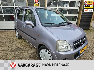 Opel Agila Benzine