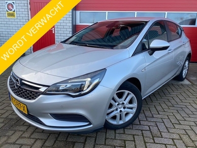 Opel Astra Benzine