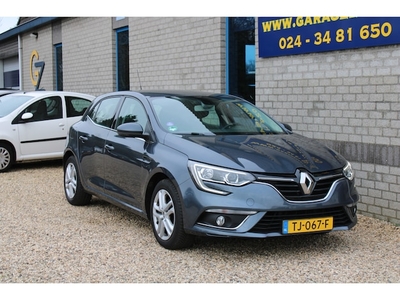 Renault Megane Benzine