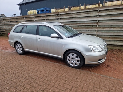 Toyota Avensis Benzine