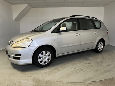 Toyota Avensis Verso Benzine