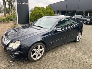 Mercedes-Benz C-klasse 200 K Sportcoupe NAPas Automaat Panorama dak / Climat Afn.Trek