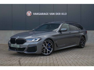 BMW 5 Serie Touring 540i xDrive | M-Seats | Panorama | Trekhaak | Leder Dashboard | H/K | Driving Ass. Prof. | Laser