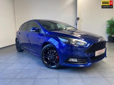 Ford FOCUS 2.0 ST-3 250 PK! - Full options - Pas 77500km!