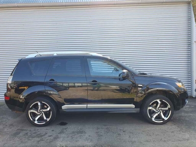 Mitsubishi Outlander 2.4