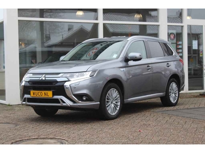 Mitsubishi Outlander 2.4 PHEV INSTYLE