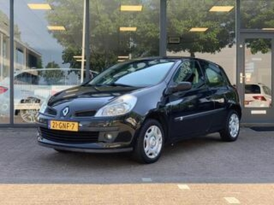 Renault CLIO 1.2-16V Special Line