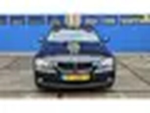 BMW 3-serie Touring 318i Business Line *airco* navigatie export