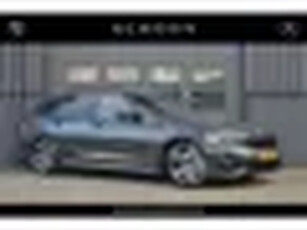 BMW 3 Serie Touring 330i Introduction High Executive Edition M-PAKKET PANO HUD