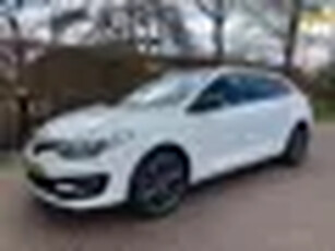 Renault Mégane Estate 1.5 dCi Bose MET AIRCO CRUISE CONTROL, NAVIGATIE EN NOG VEEL MEER!