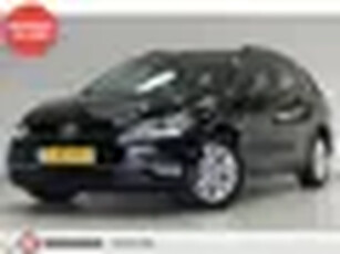 Volkswagen GOLF Variant 1.0 TSI Comfortline/ Apple + Android/ DAB+/ Navi/ Clima/ Adaptive Cruise/ El