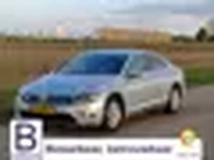 Volkswagen Passat 1.4 TSI GTE Highline Zeer complete auto