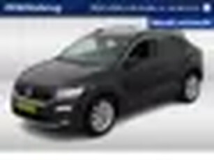 Volkswagen T-Roc 1.0 TSI Style Executive Navigatie / Parkeersensoren / Camera / Carplay / Airco / B