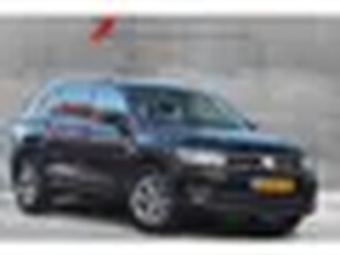 Volkswagen Tiguan 1.4 TSI 4Motion Highline Navigatie Panoramadak ACC Virtual-cockpit NL au