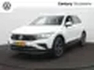 Volkswagen Tiguan 1.4 TSI eHybrid Comfort Automaat - Navigatie - Clima - 18 Inch