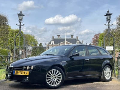 Alfa Romeo 159 2.2 JTS NL-AUTO! 1E EIGENAAR DEALER OH!