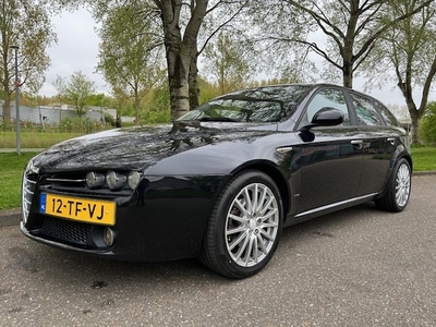 Alfa Romeo 159 Sportwagon 2.2 JTS Distinctive Airco