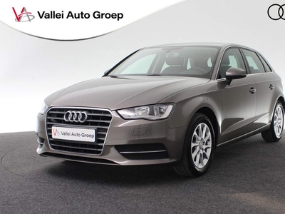 Audi A3 Sportback 1.4 TFSI 150PK S-tronic CoD Attraction Pro Line | Cruise | Navi | Trekhaak | 16 inch