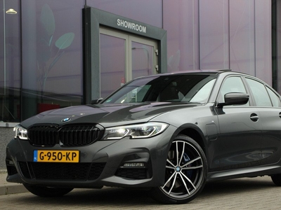 BMW 3-serie 330e eDrive Edition M-Sport | Schuifdak | H/K | Leder | Orig. NL | Dealeronderhouden