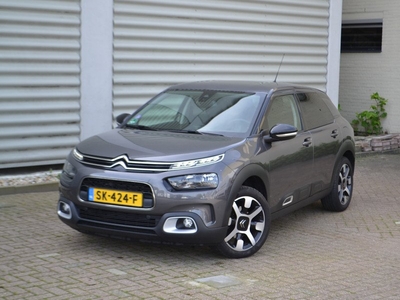 Citroën C4 Cactus 1.2 PureTech Shine I 130PK I PDC VOOR & ACHTER I STARTKNOP I ACHTERUITRIJCAMERA I KEYLESS ENTRY I COMFORT SEATS I COMFORT VERING I ZOMERBANDEN L.M. VELGEN + WINTERBANDEN OP L.M. VELGEN I